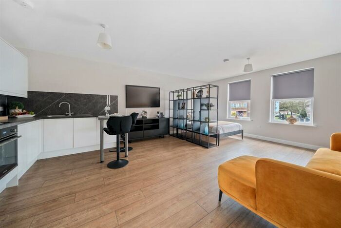 Studio To Rent In Backwater Place, Kingston Upon Thames, KT1