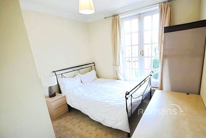 3 Bedroom Flat To Rent In Bellevue House, B Jewry Street, Winchester, SO23