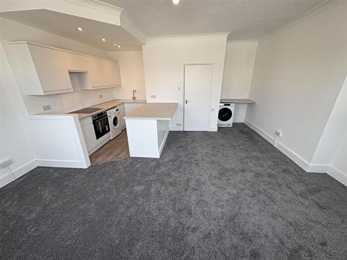 2 Bedroom House To Rent In Sillwood Terrace, Brighton, BN1