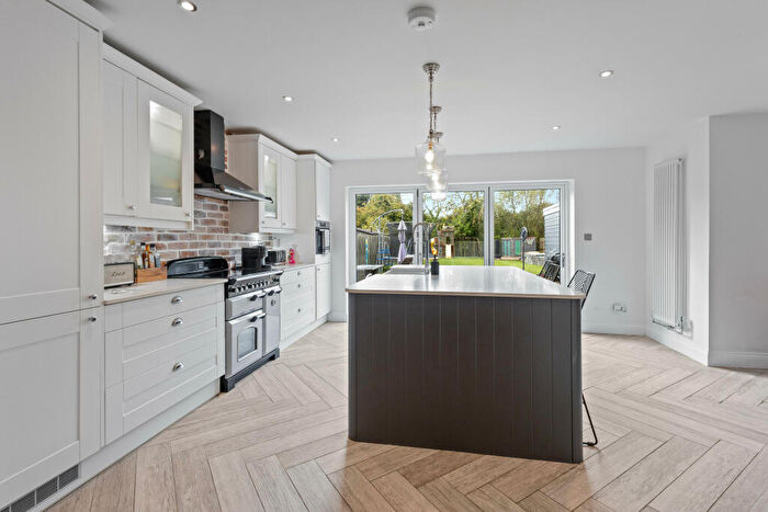 4 Bedroom Detached House For Sale In St Marys Road, West Hythe, CT21