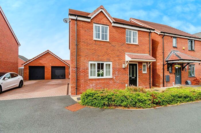 4 Bedroom Detached House For Sale In Leighton Drive, Cannock, WS11