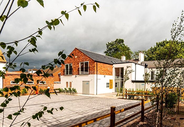 2 Bedroom Property To Rent In The Chesterfield, Nottingham, NG13