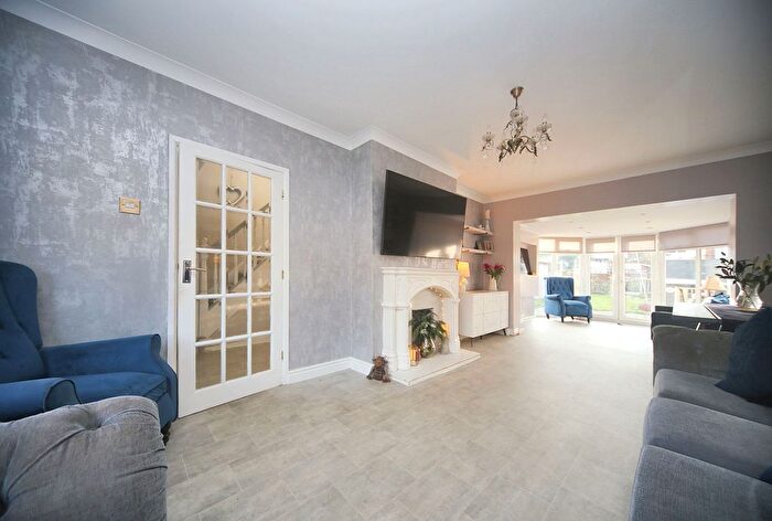 3 Bedroom Semi-Detached House For Sale In Woodlands Drive, Shevington, WN6