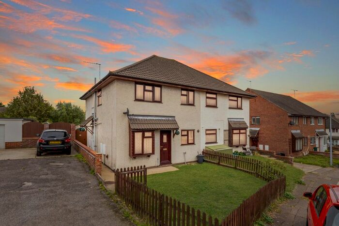 2 Bedroom Property To Rent In Gilberd Road, Colchester, CO2