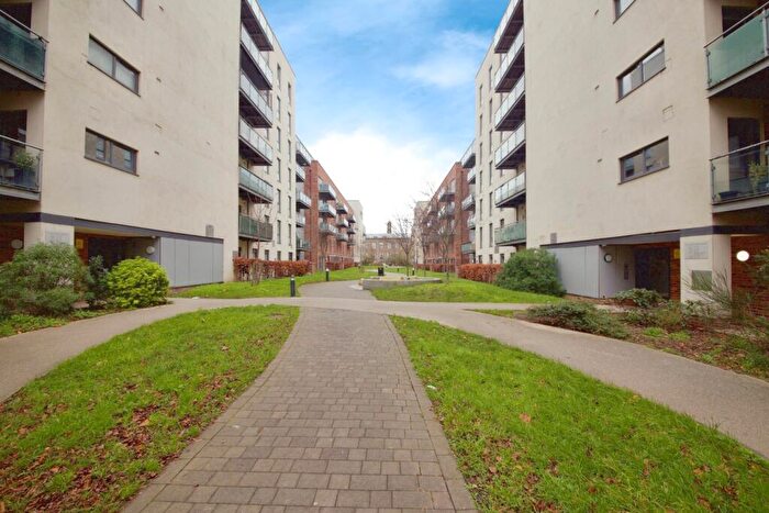 1 Bedroom Flat For Sale In Canterbury House, Honour Gardens, Dagenham, RM8