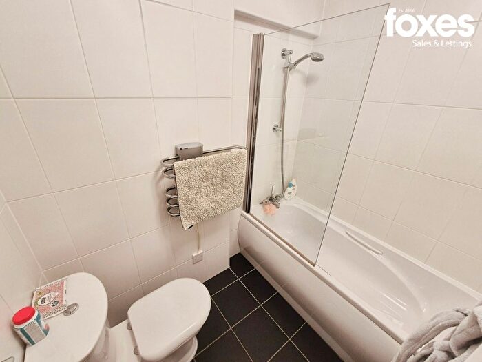 1 Bedroom Flat To Rent In Craghead, Manor Road, Bournemouth, Dorset, BH1