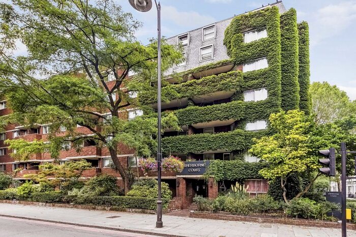 Studio To Rent In Cromwell Road, London, SW5