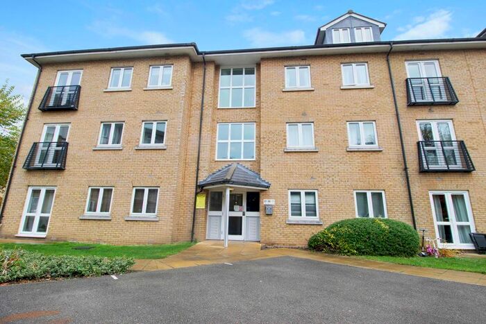 2 Bedroom Flat To Rent In Bloyes Mews, Clarendon Way, Colchester, Essex CO1