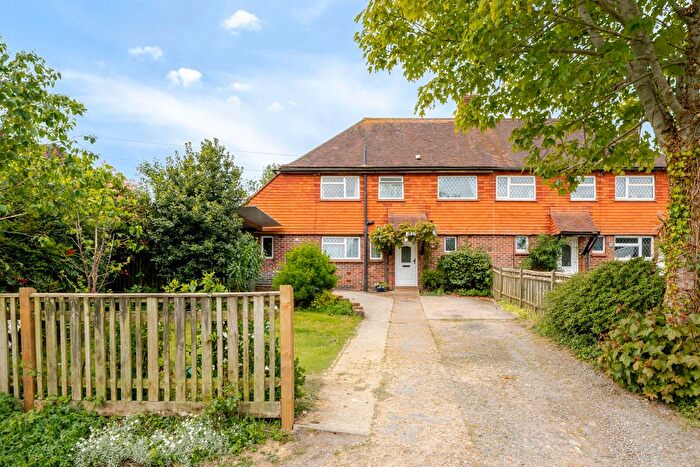 3 Bedroom Semi-Detached House For Sale In Selby Rise, Uckfield, TN22