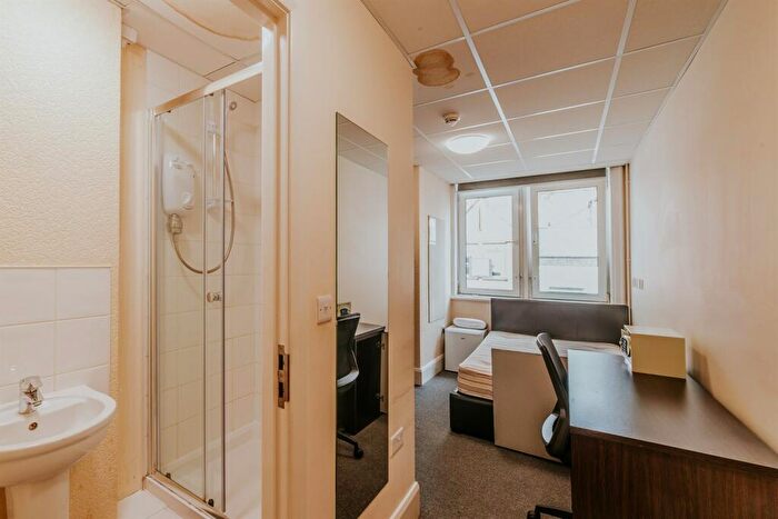 1 Bedroom Apartment To Rent In Room, Kp House, NG1