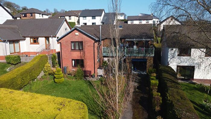 4 Bedroom Detached House For Sale In Lluest Y Bryn, Carmarthen, SA31