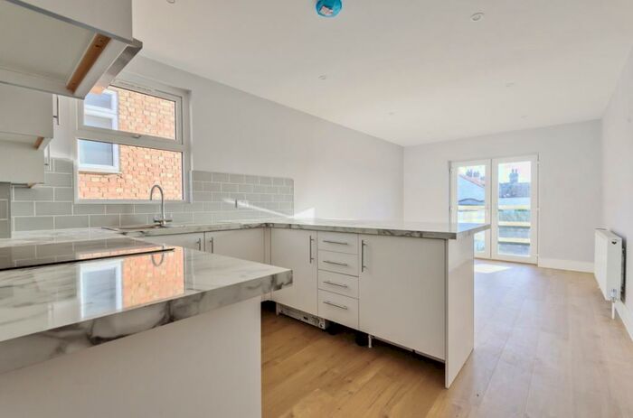 2 Bedroom Flat To Rent In Upper Wickham Lane Welling, DA16