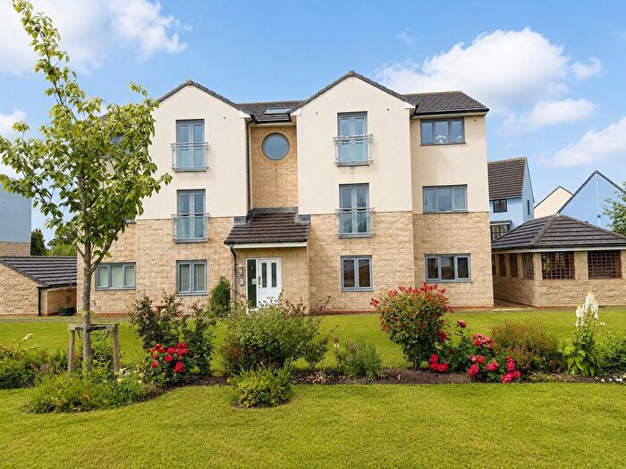 2 Bedroom Flat For Sale In Cromwell Ford Way, Blaydon, NE21