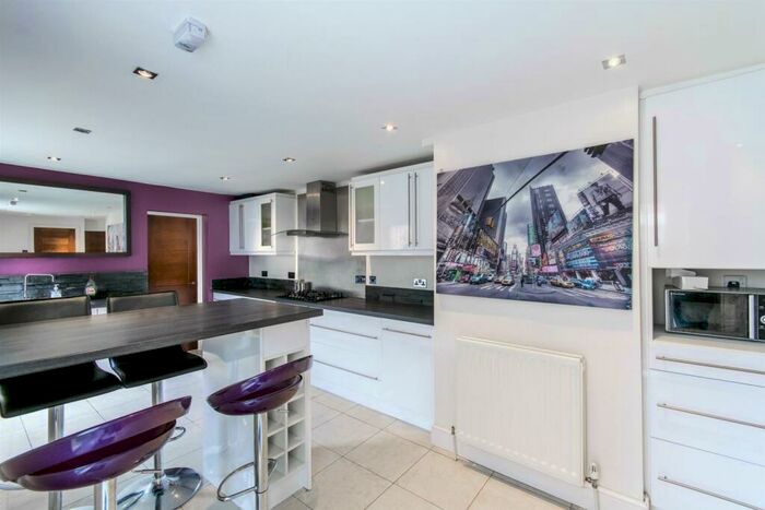 6 Bedroom Terraced House To Rent In £pppw - Rothbury Terrace, Heaton, NE6