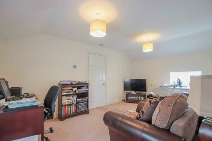 1 Bedroom Apartment For Sale In The Octagon, Collett Road, Ware, SG12