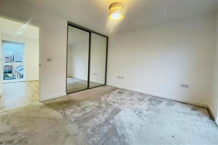 2 Bedroom House To Rent In Falcon Way, RM15