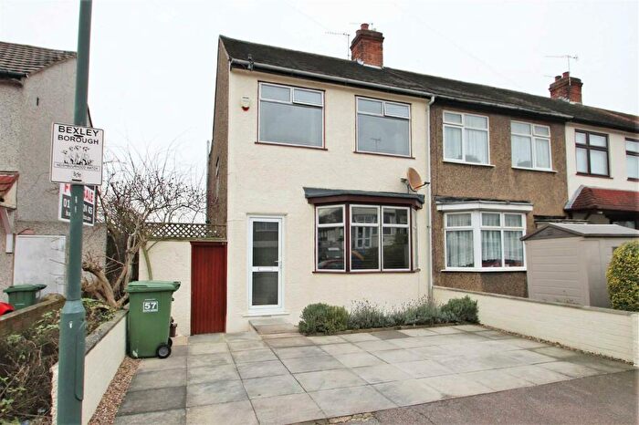 3 Bedroom End Of Terrace House To Rent In Elstree Gardens, Belvedere, DA17