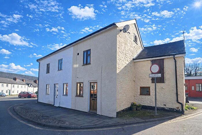 2 Bedroom End Of Terrace House For Sale In Market Street, Knighton, LD7
