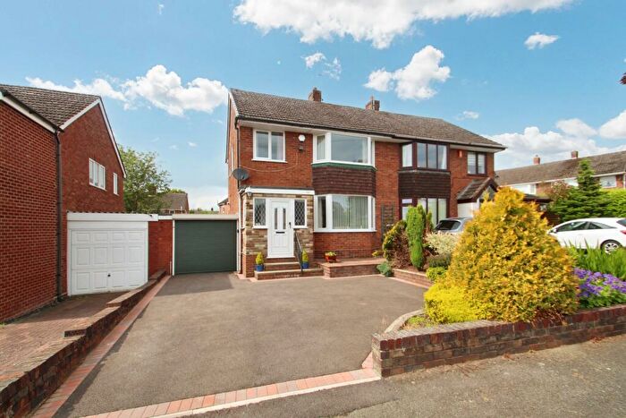 3 Bedroom Semi-Detached House For Sale In Portland Drive, Forsbrook, Stoke-on-Trent, ST11