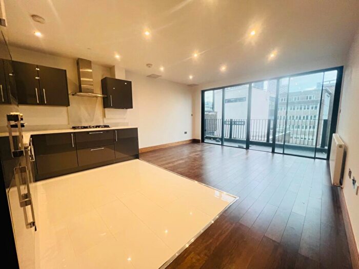2 Bedroom Apartment To Rent In Scarbrook Road Croydon, CR0