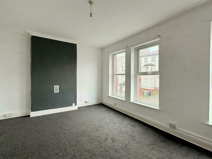 3 Bedroom Flat To Rent In Trafalgar Road, Wallasey, Merseyside, CH44