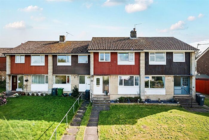 3 Bedroom Terraced House For Sale In Woodbury Park, Axminster, EX13
