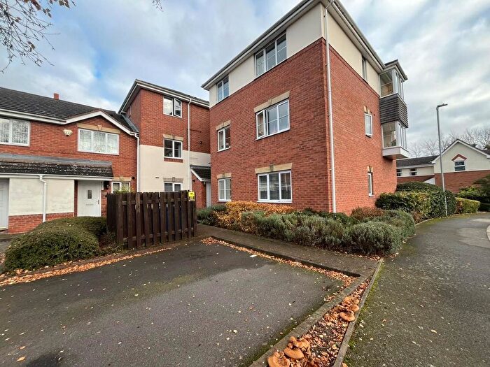 2 Bedroom Flat To Rent In Cygnet Drive, Tamworth, Staffordshire, B79