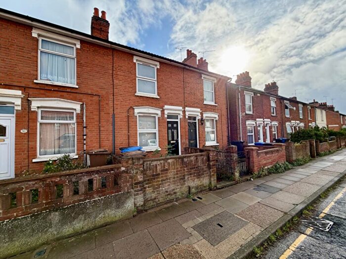 2 Bedroom Terraced House For Sale In Cemetery Road, IP4