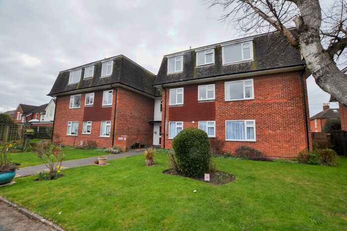 2 Bedroom Apartment To Rent In Grenville Road, Wimborne, BH21