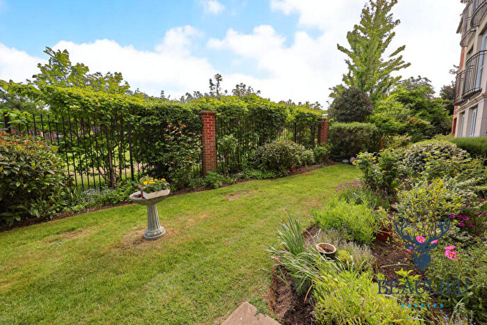 1 Bedroom Retirement Property For Sale In Chancellor Court, Broomfield Road, Chelmsford, CM1