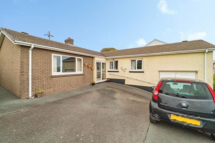 3 Bedroom Bungalow For Sale In Hazel Grove, Llanstadwell, Milford Haven, Pembrokeshire, SA73