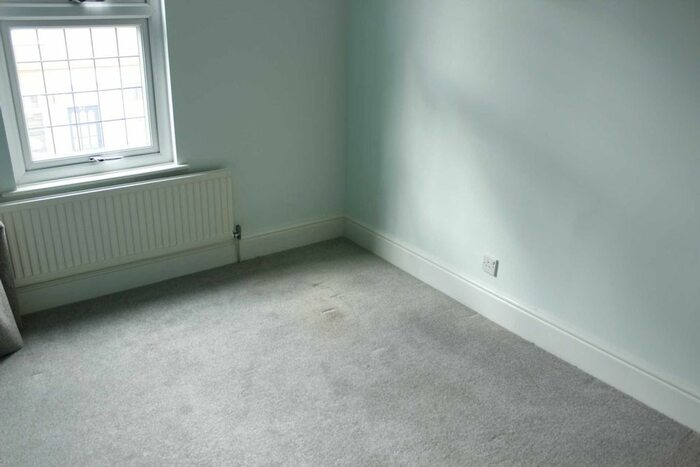 3 Bedroom End Of Terrace House For Sale In Dunton Street, Leicester, LE3