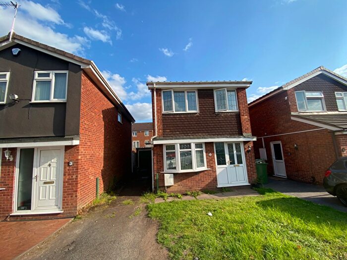 3 Bedroom Property To Rent In Cadnam Close, Willenhall, WV13
