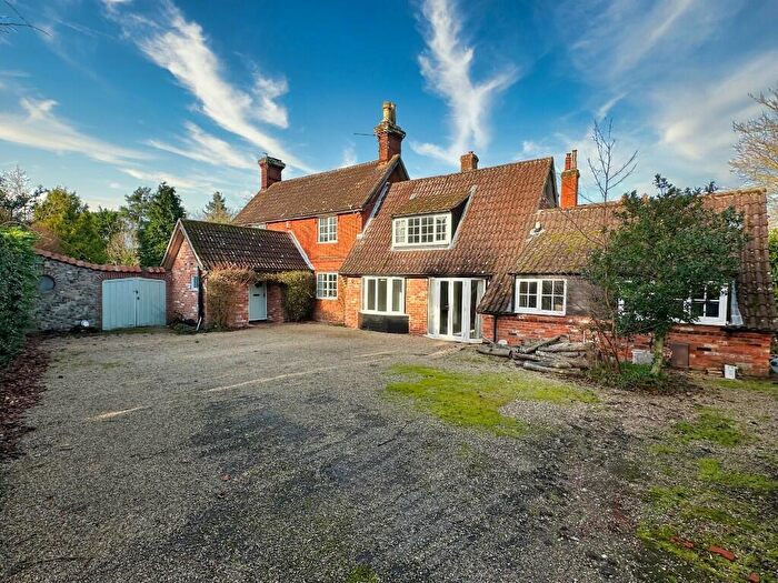 4 Bedroom Detached House For Sale In Church Lane, Wroxham, NR12