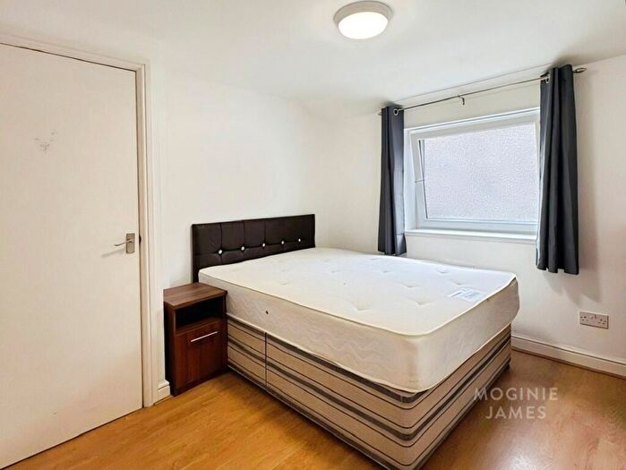 1 Bedroom Flat To Rent In Northcote Street, Cathays, Cardiff, CF24