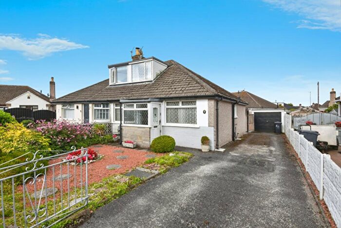 3 Bedroom Bungalow For Sale In Lincoln Close, Morecambe, Lancashire, LA4