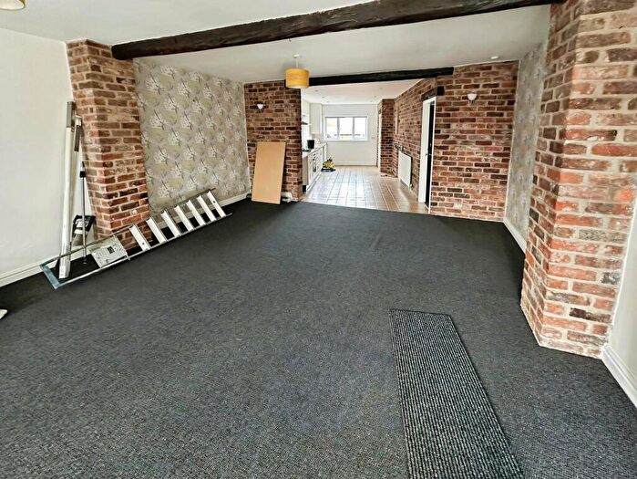 4 Bedroom Town House For Sale In No., Ravens Lane, Bignall End, Stoke-On-Trent, Staffordshire, ST7