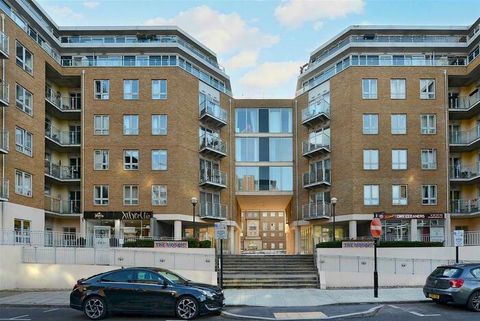 1 Bedroom Apartment To Rent In Adriatic Building, Narrow Street, Canary Wharf, London, E14