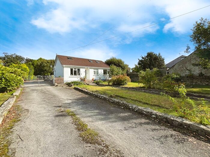 3 Bedroom Bungalow For Sale In Detached Bungalow With Large Garden, Reawla, TR27
