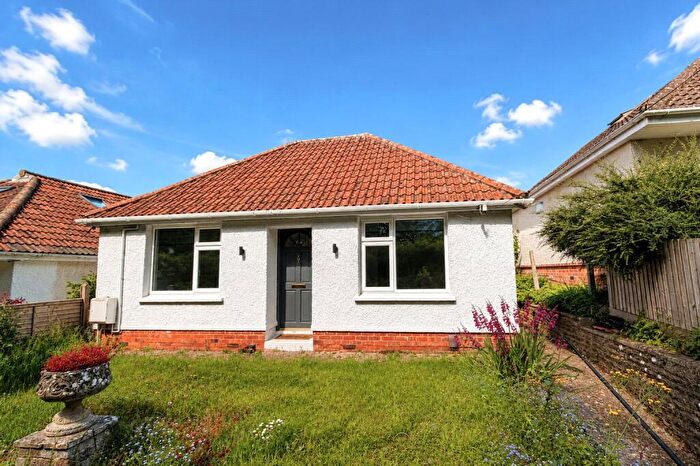 3 Bedroom Bungalow For Sale In Green Lane, Westbury, BA13