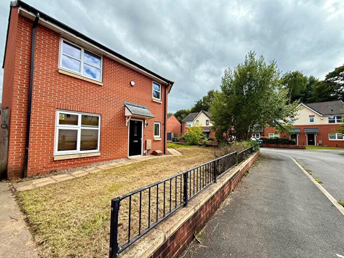 3 Bedroom House To Rent In Woodpecker Road, Chorlton, M21