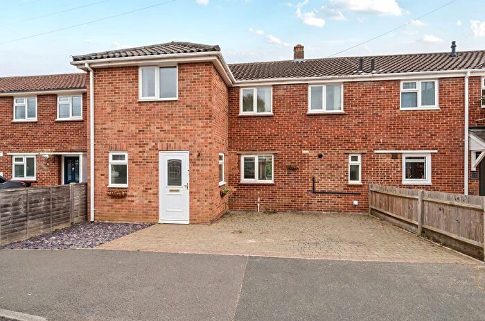 4 Bedroom Terraced House For Sale In Rydings, Windsor, Berkshire, SL4
