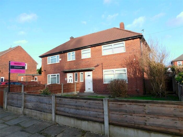 3 Bedroom Semi-Detached House To Rent In Staton Avenue, Bolton, BL2