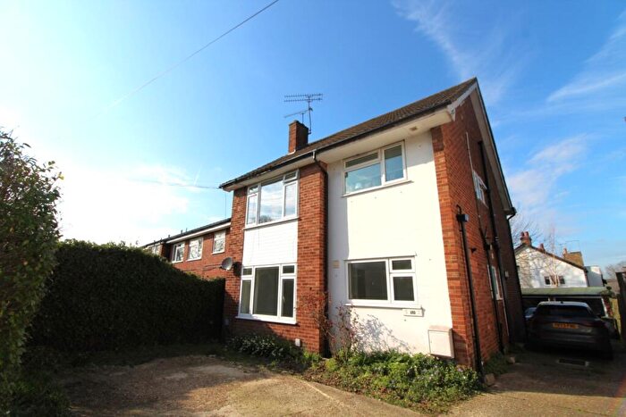 2 Bedroom Ground Maisonette To Rent In Firsgrove Road, Warley, Brentwood, Essex, CM14