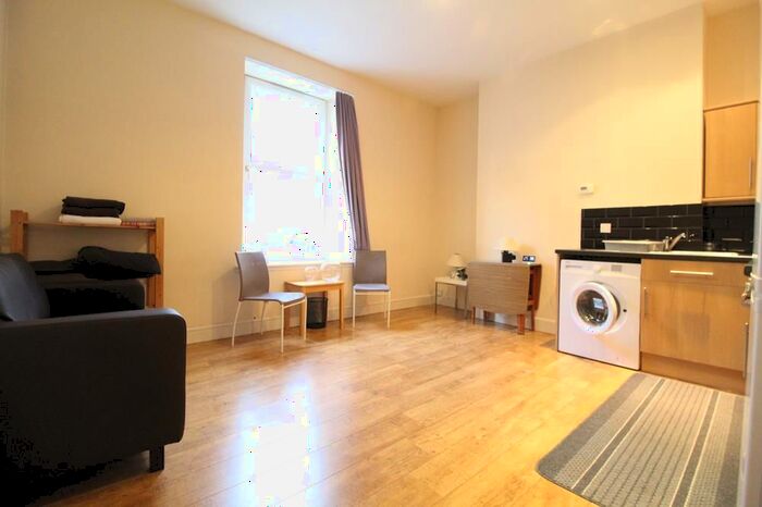 1 Bedroom Flat To Rent In Fraser Street, Aberdeen, AB25