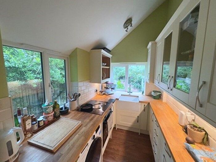 2 Bedroom Property To Rent In Woodside Road, Tonbridge, TN9
