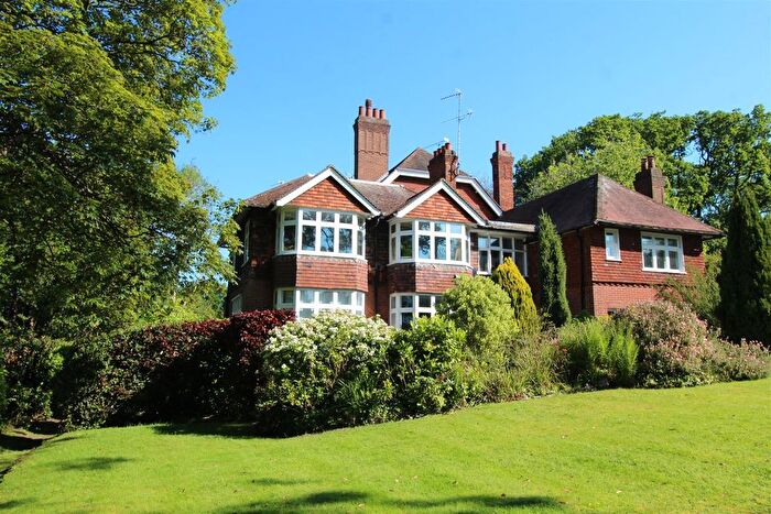 1 Bedroom Flat To Rent In Granville Road, Sevenoaks, TN13