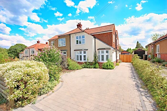 5 Bedroom Semi-Detached House For Sale In Grace Avenue, Allington, Maidstone, ME16