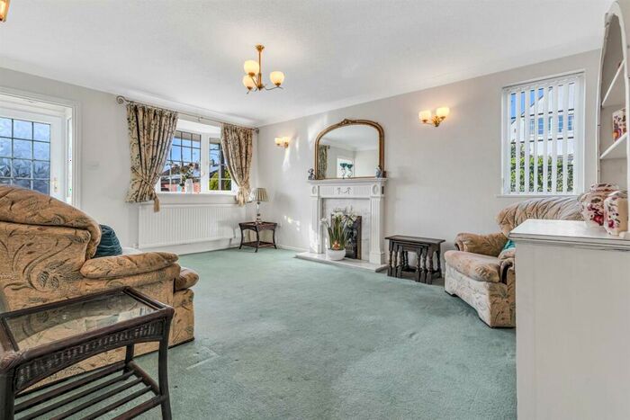 2 Bedroom Detached Bungalow For Sale In Rose Acre Close, Scraptoft, Leicester, LE7