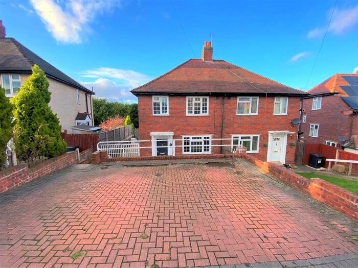 3 Bedroom House To Rent In Grange Lane, Stourbridge, DY9
